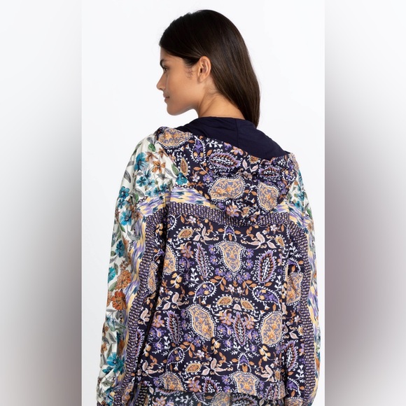 Johnny Was Active Betzy Floral Paisley Hooded Windbreaker, sz L - Picture 3 of 11